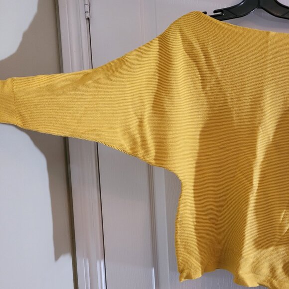 Dynamite Women's Yellow Boatneck Dolman Batwing - Picture 3 of 5